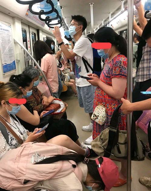 成都地铁站爆料事件视频,视频揭露惊人真相